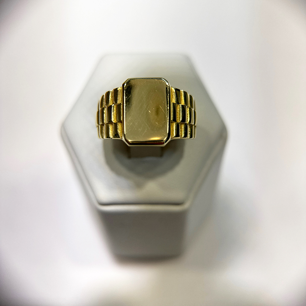 Swiss Gold Ring Watch Band Design 14k Gold