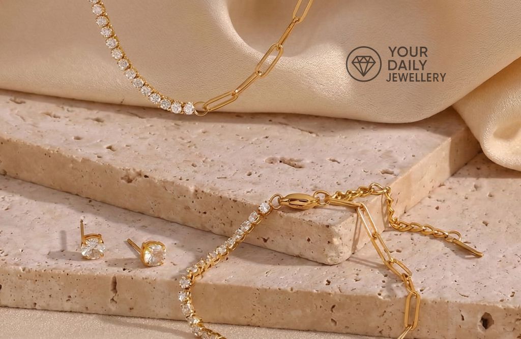 Waterproof Jewelry – Can I Swim in the Sea with Gold Jewelry?